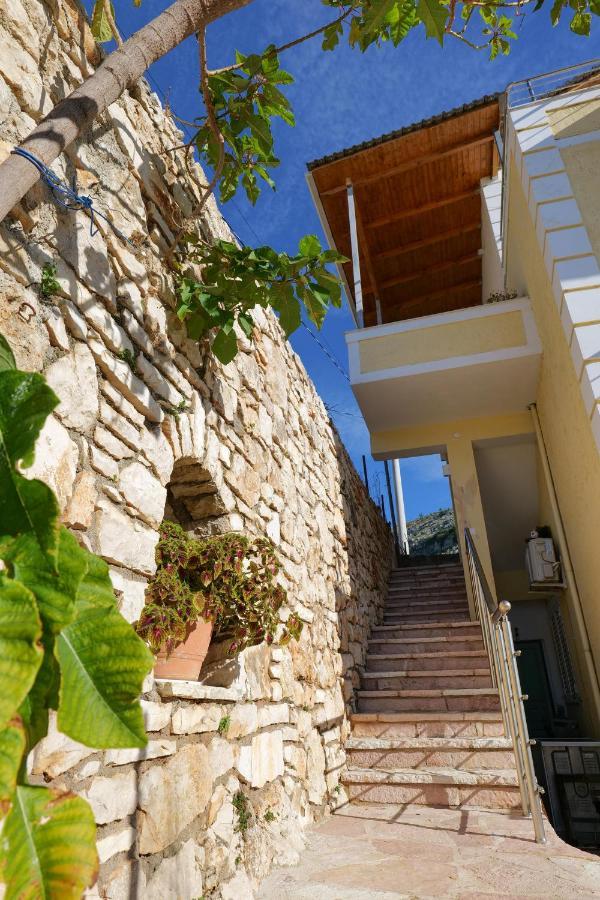Sunny Holiday Sarande Ngoại thất bức ảnh