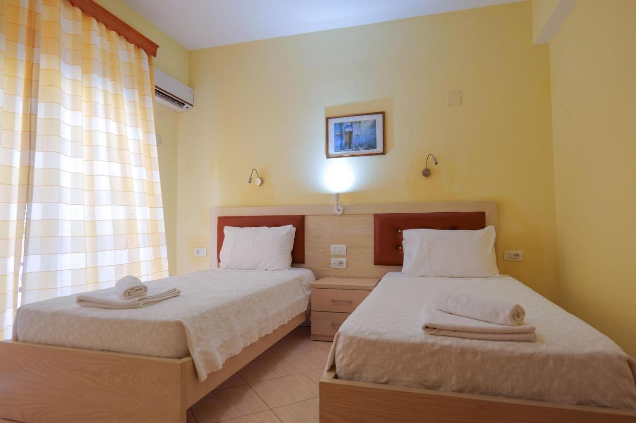 Sunny Holiday Sarande Ngoại thất bức ảnh