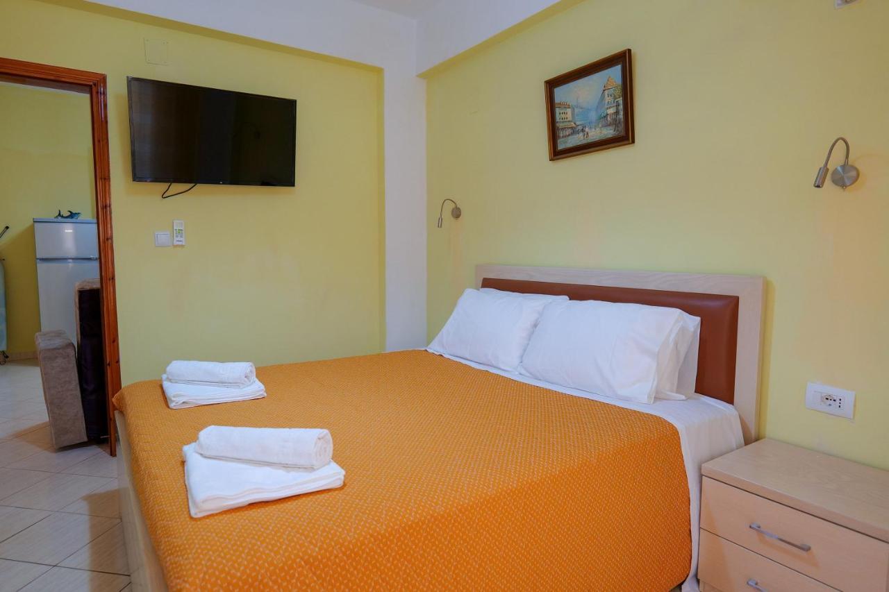 Sunny Holiday Sarande Ngoại thất bức ảnh