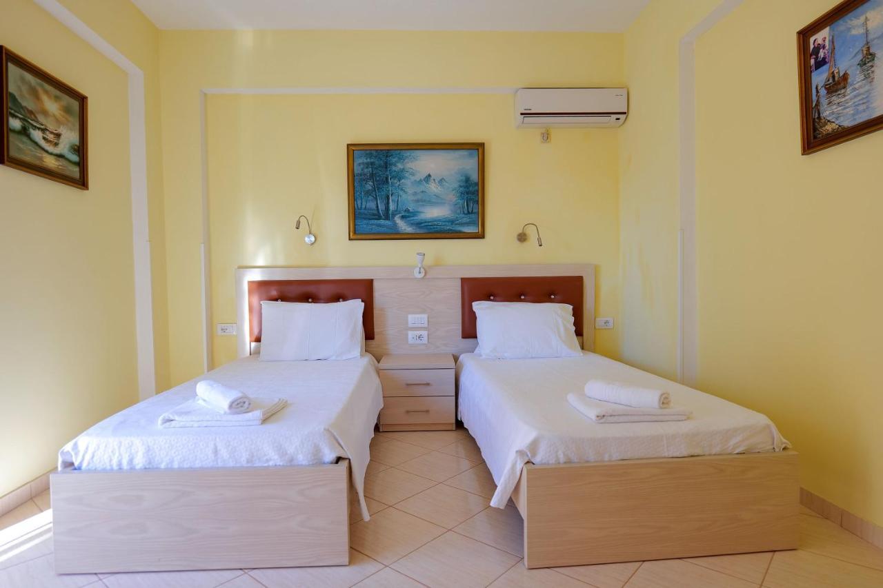 Sunny Holiday Sarande Ngoại thất bức ảnh