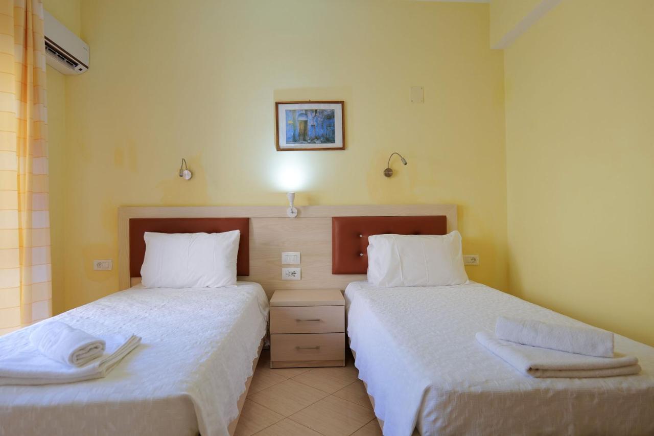 Sunny Holiday Sarande Ngoại thất bức ảnh