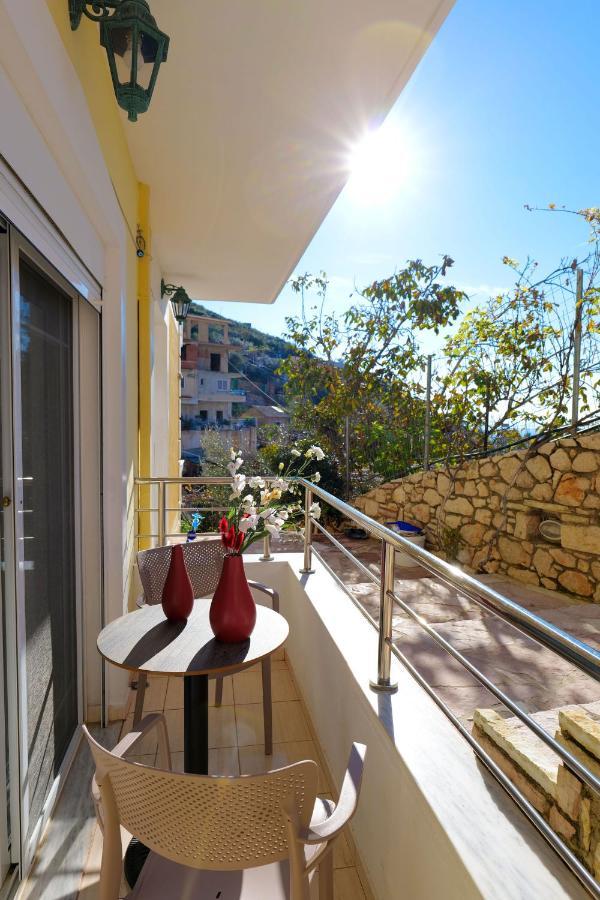 Sunny Holiday Sarande Ngoại thất bức ảnh