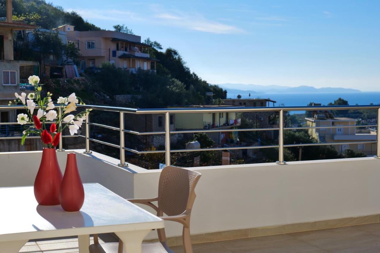 Sunny Holiday Sarande Ngoại thất bức ảnh