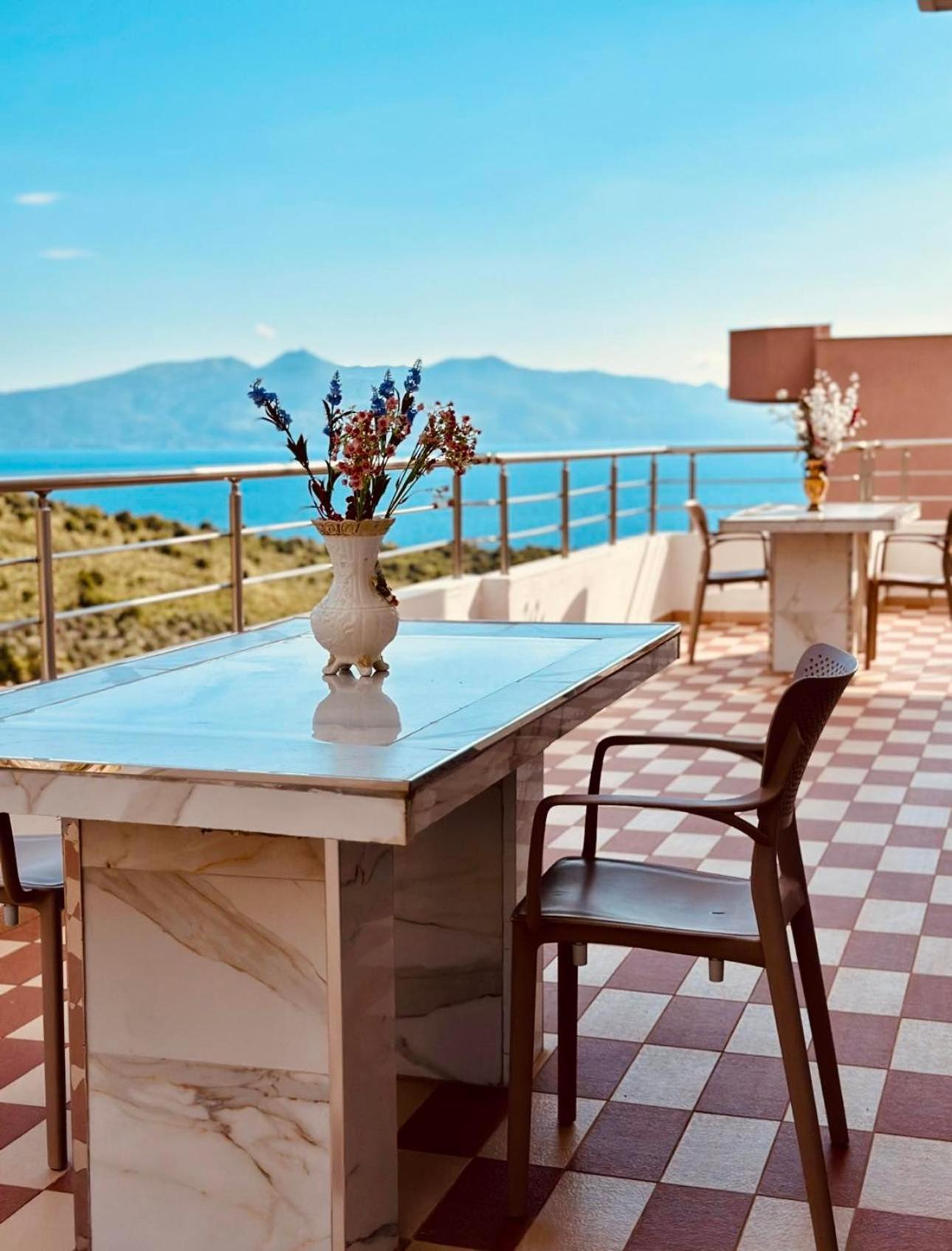 Sunny Holiday Sarande Ngoại thất bức ảnh