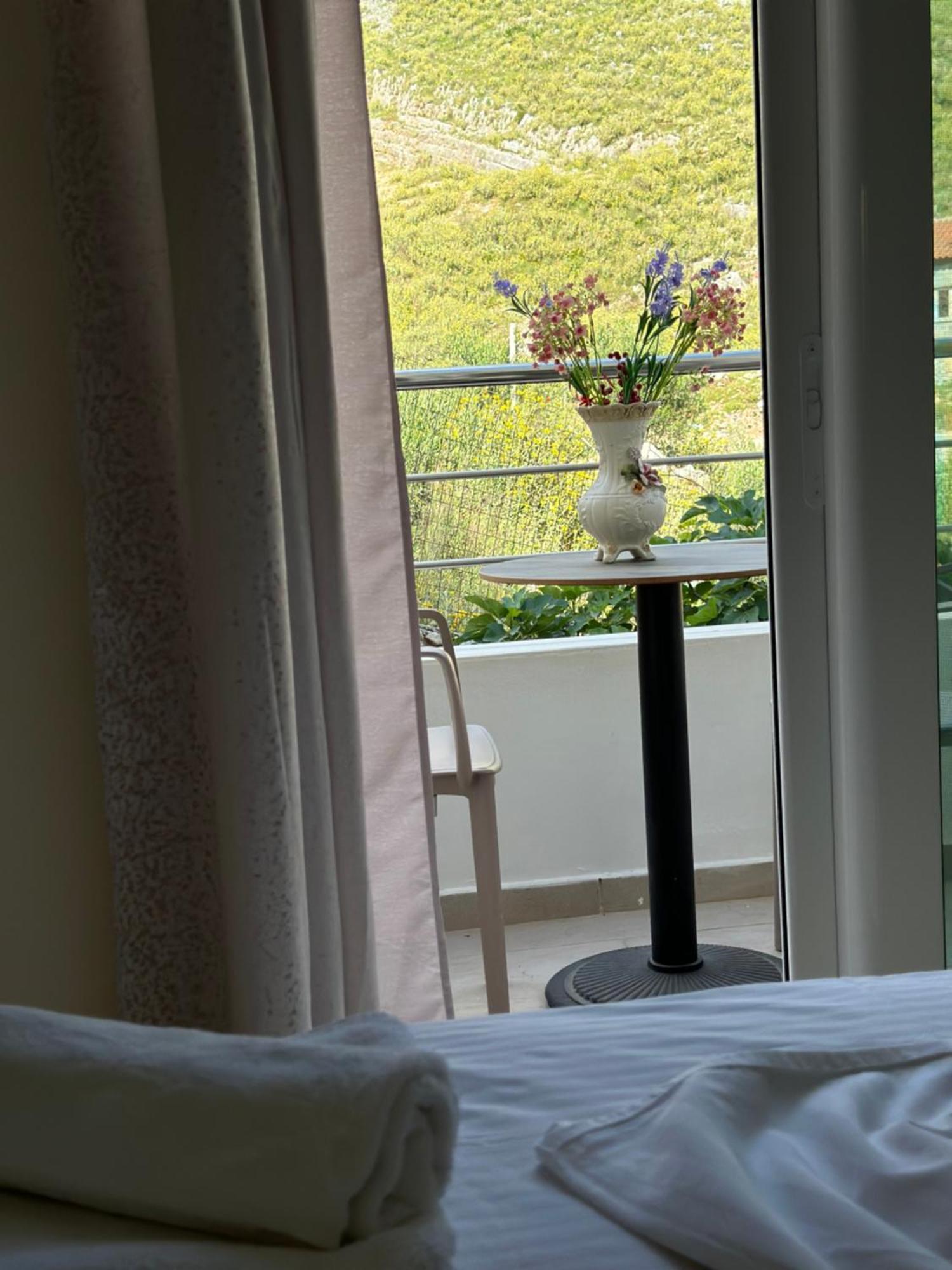 Sunny Holiday Sarande Ngoại thất bức ảnh