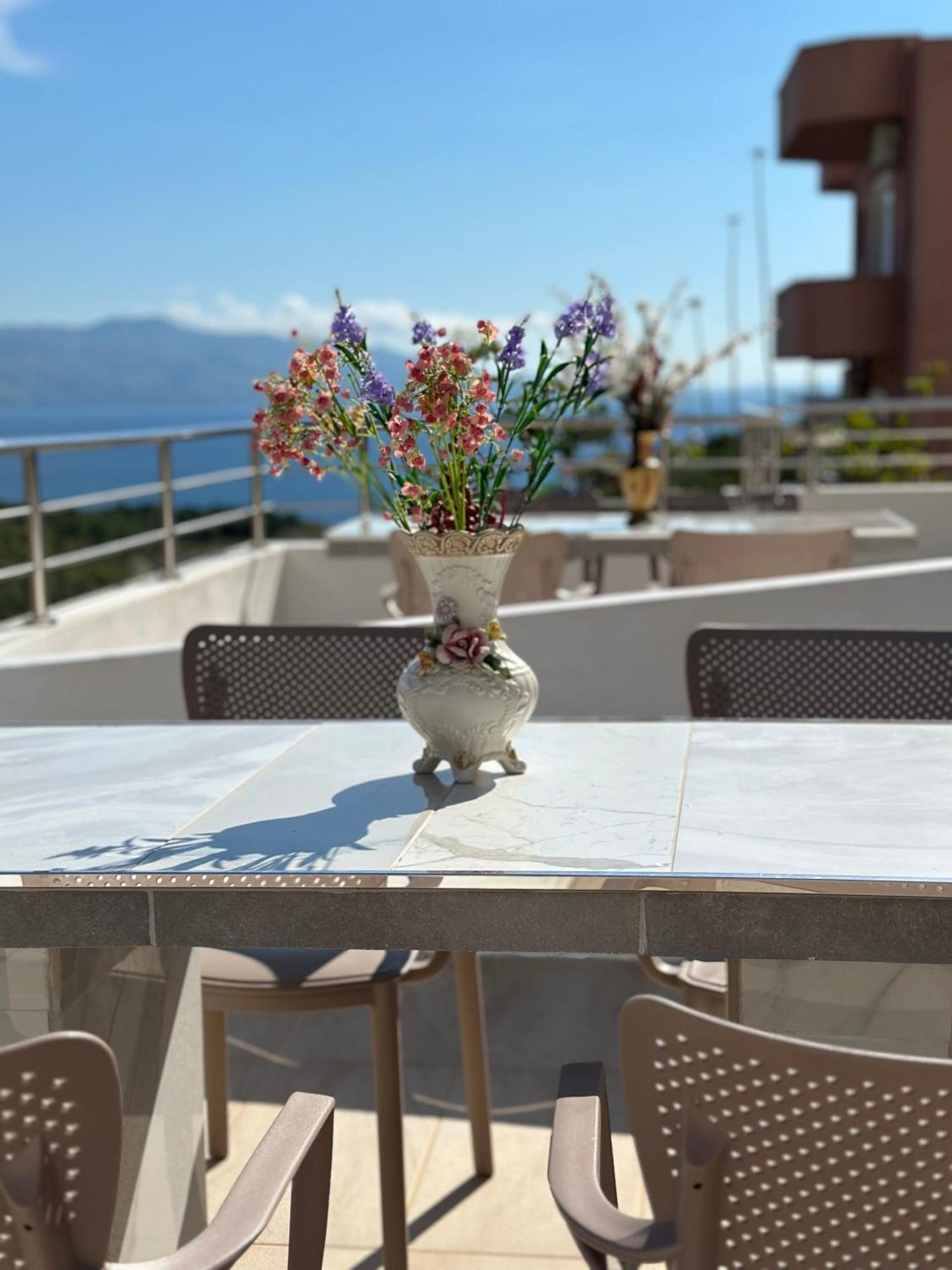 Sunny Holiday Sarande Ngoại thất bức ảnh