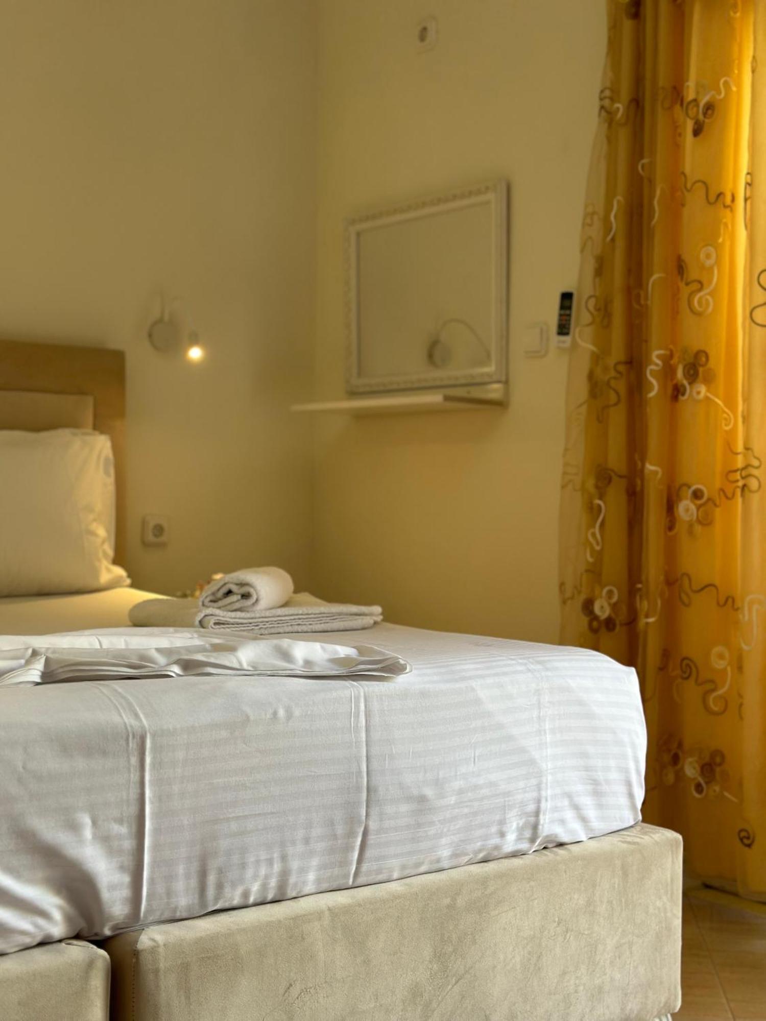 Sunny Holiday Sarande Ngoại thất bức ảnh