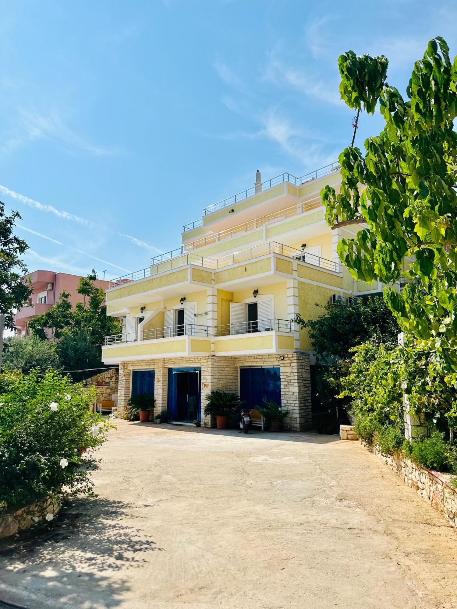 Sunny Holiday Sarande Ngoại thất bức ảnh